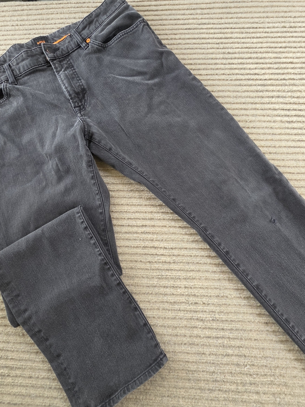Hugo Boss Maine Jeans 36x34 Black Regular Fit Straight Leg Organic Cotton *FLAW